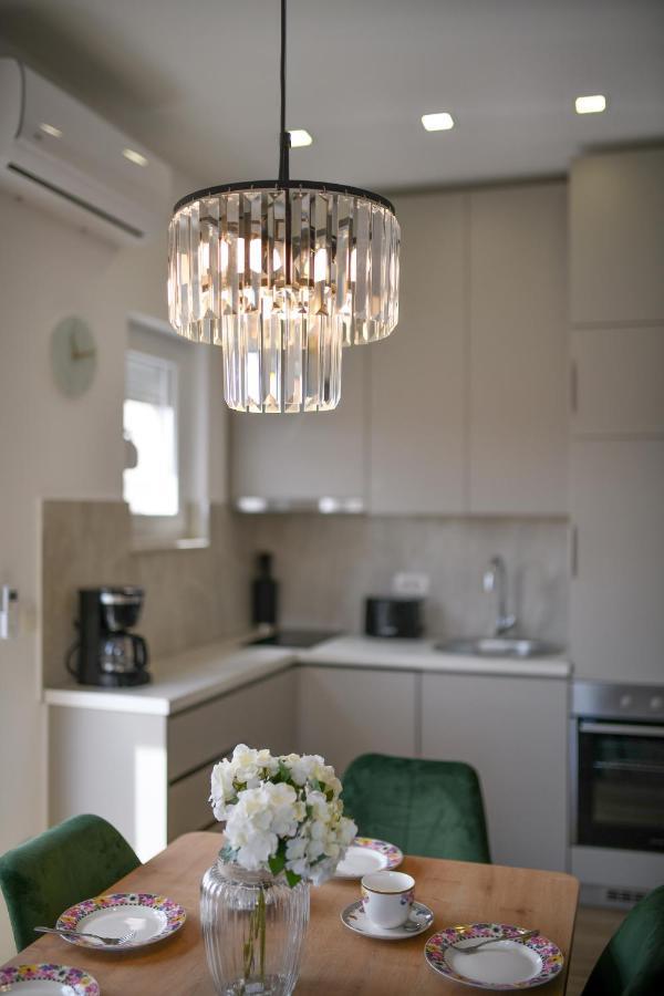 Modern Holiday Apartment "Libra" With Swimming Pool Posedarje Exterior foto