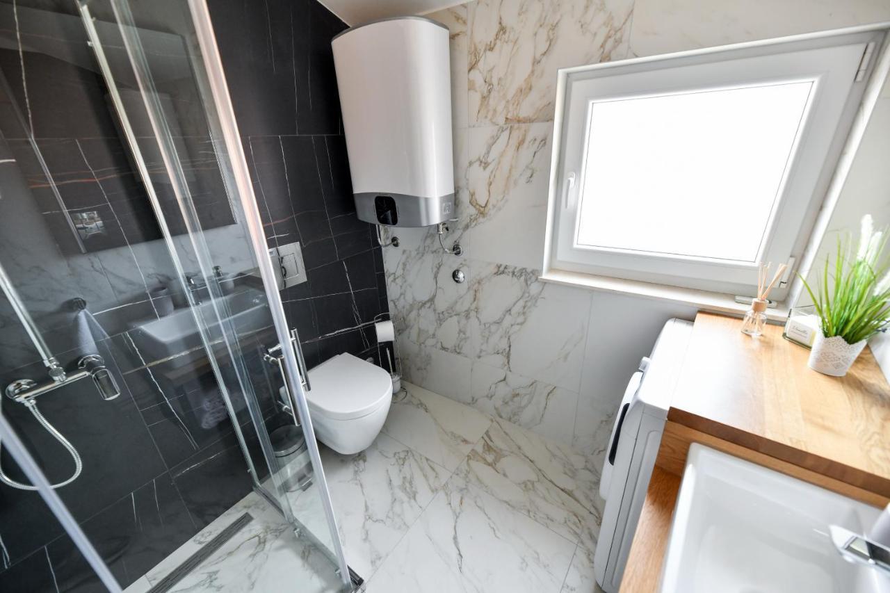 Modern Holiday Apartment "Libra" With Swimming Pool Posedarje Exterior foto