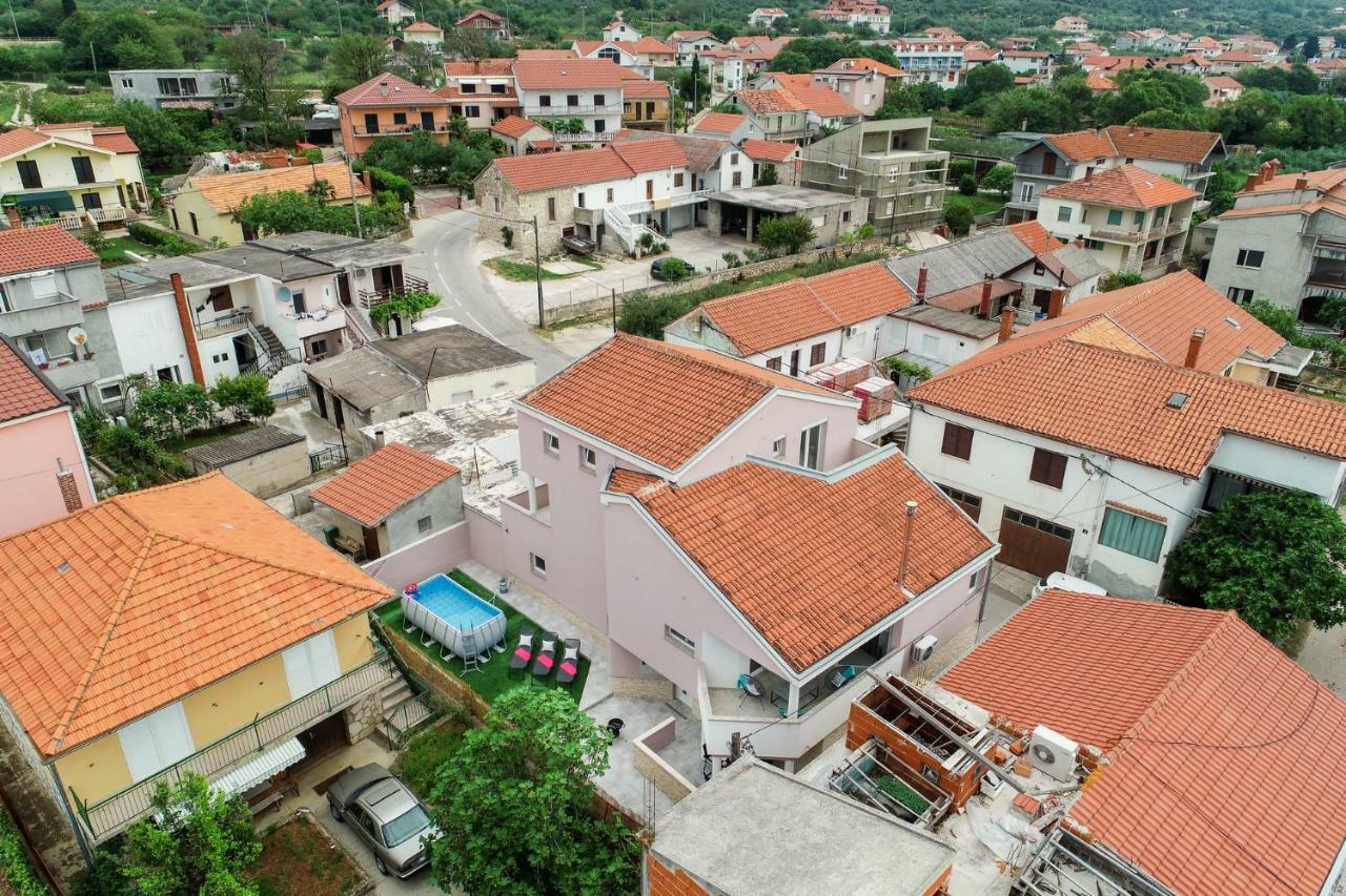 Modern Holiday Apartment "Libra" With Swimming Pool Posedarje Exterior foto